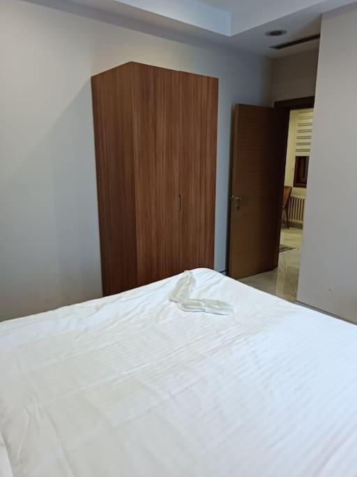 Elmas Apartment *