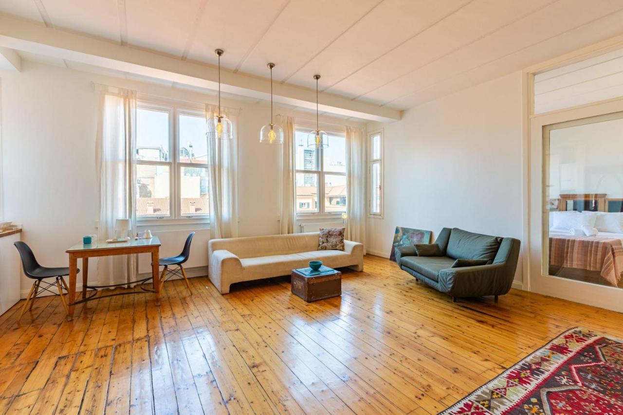 Eclectic Near Galata Tower In Beyoglu Apartment