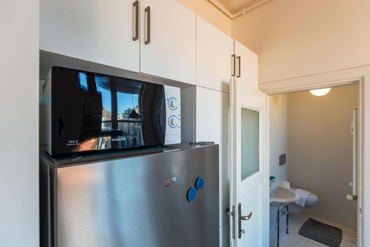 Eclectic Near Galata Tower In Beyoglu Apartment Istanbul