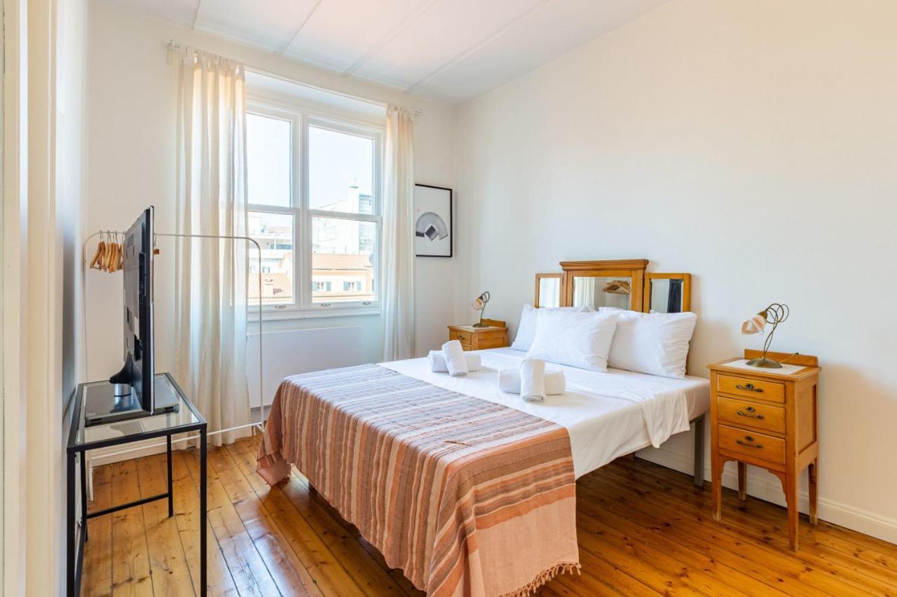 Eclectic Near Galata Tower In Beyoglu Apartment *