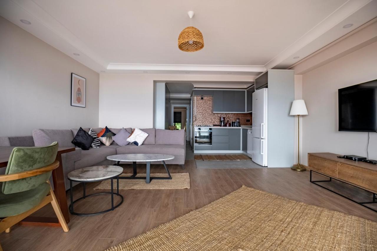 Apartment New And Modern Flat With Sea View Istanbul