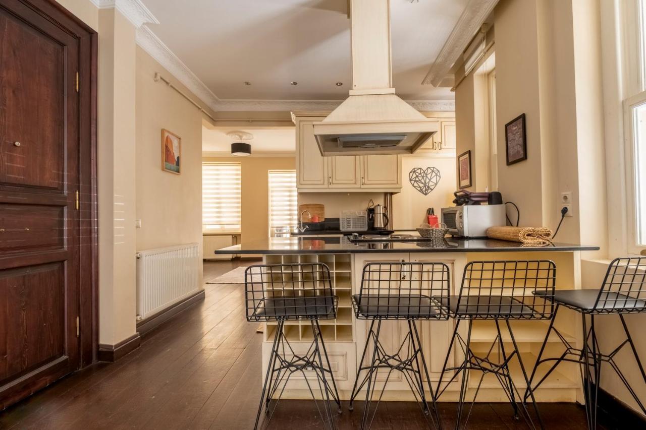 Apartment Designer Flat, 3br, 2ba *