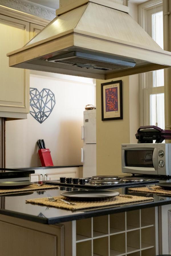 Designer Flat, 3br, 2ba * Istanbul