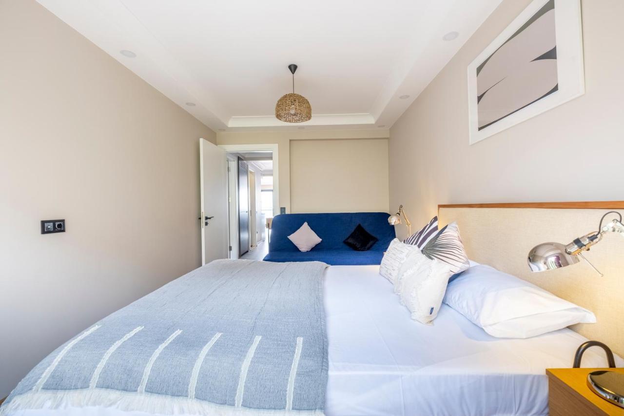 New And Modern Flat With Sea View Apartment Istanbul