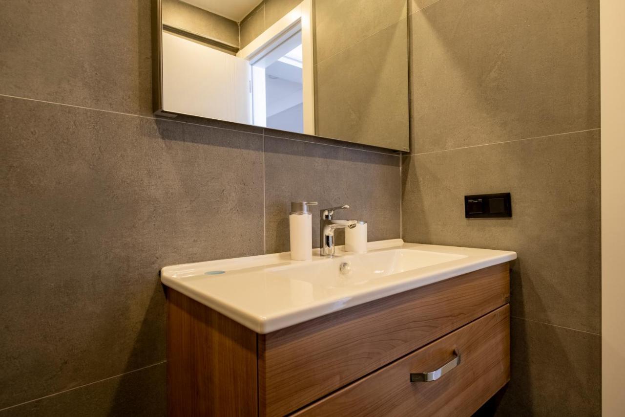 Apartment New And Modern Flat With Sea View Istanbul