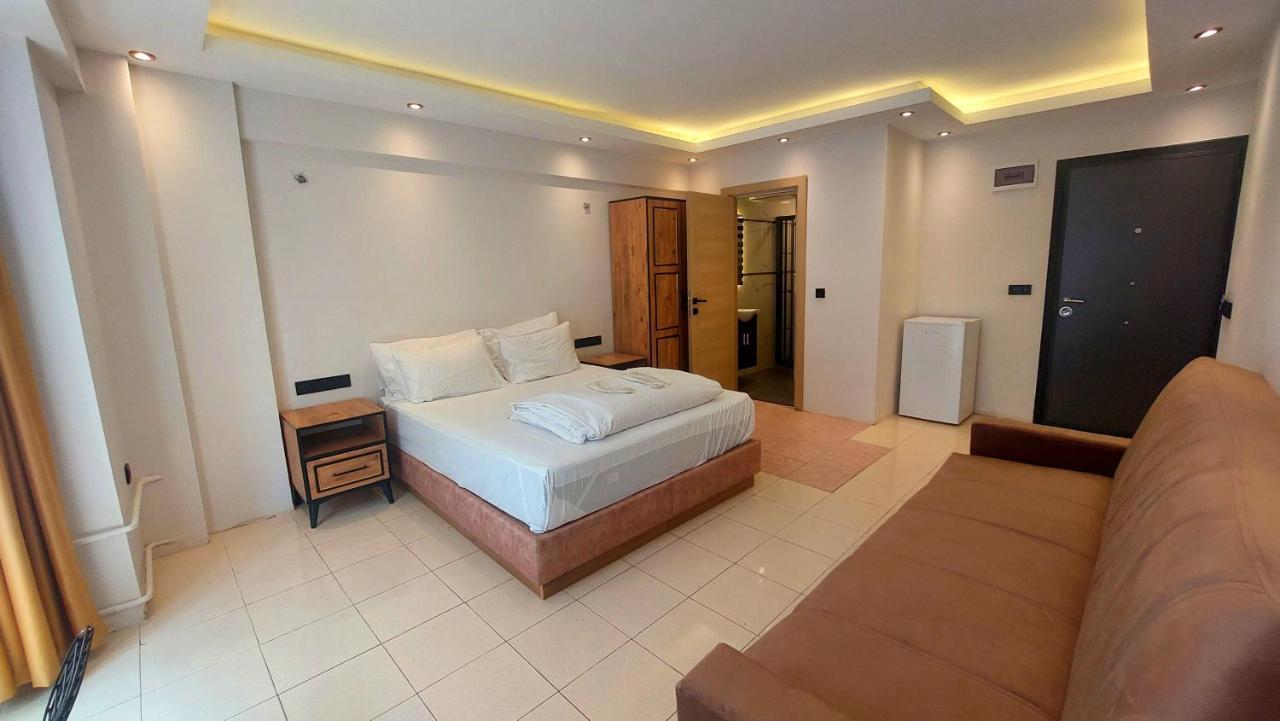 No 4 Apartment *