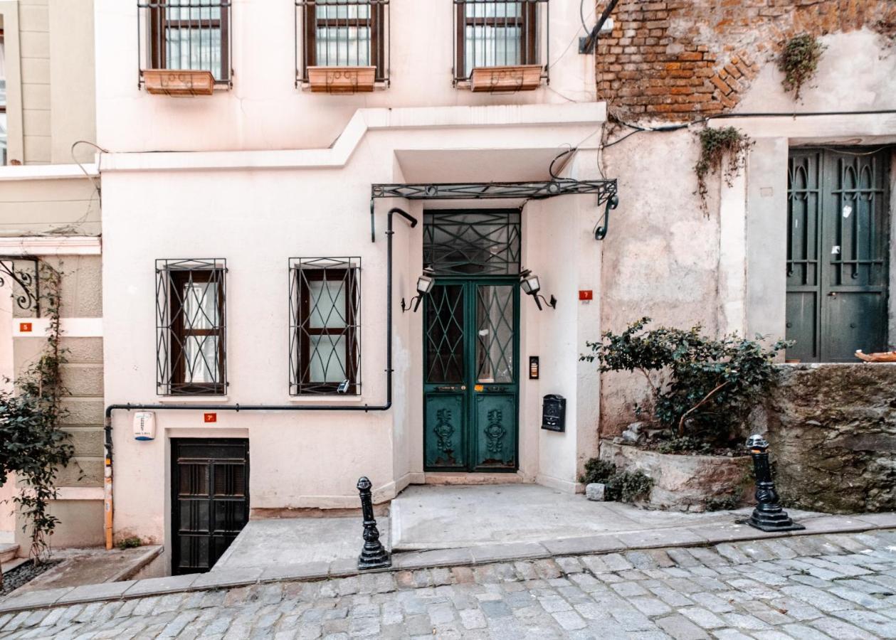 Apartment Homie - Modern Nearby Istiklal Street & Galata Tower *