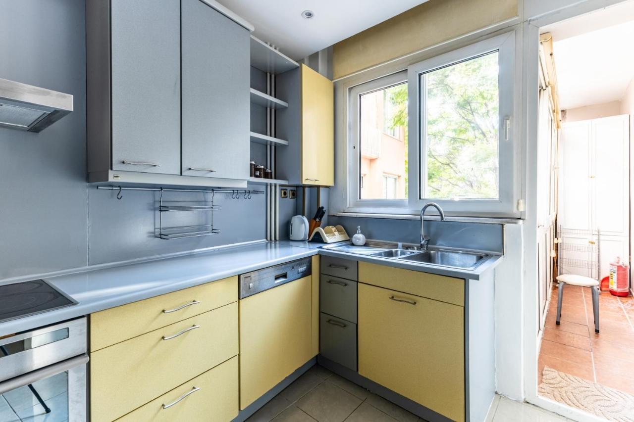 Chic Spacious Flat W Balcony 5 Min To Moda Coast *
