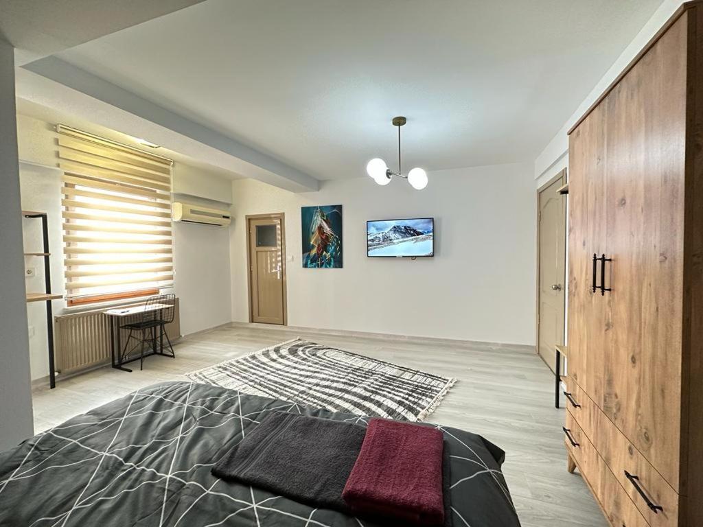 Airhome Aparthotel *