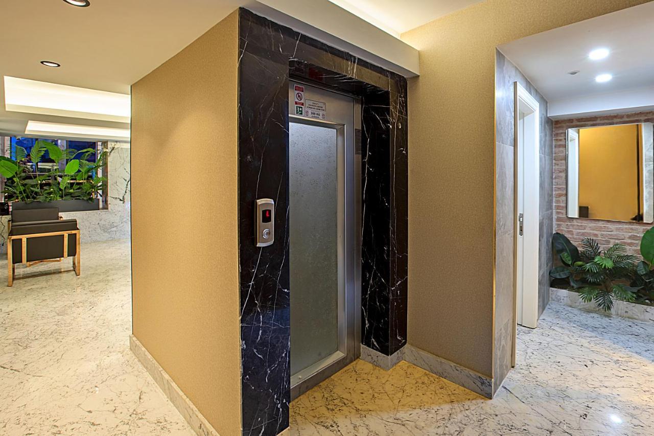 Moss Aparthotel