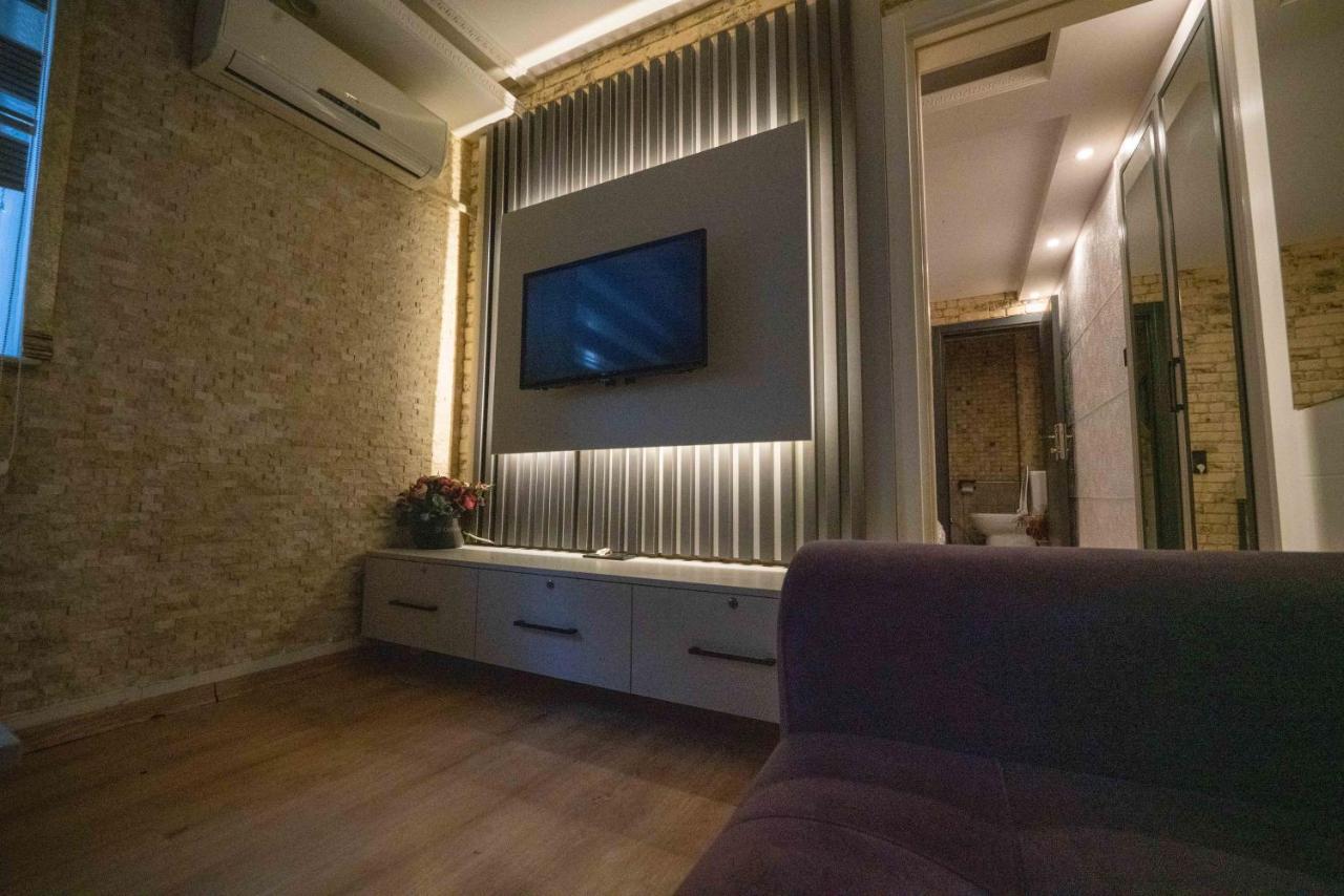Evin Hotel