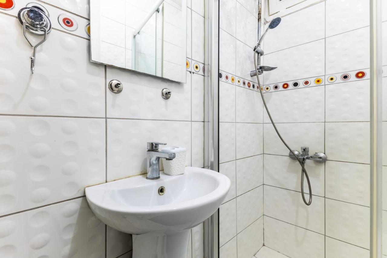 Apartment Chic Flat W Balcony 5 Min To Dolmabahce Palace Istanbul