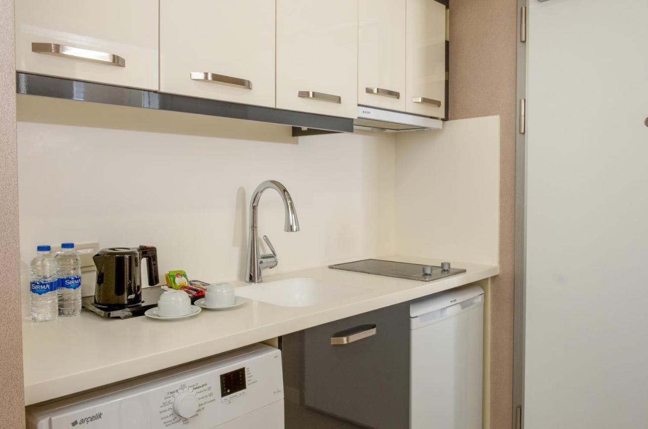 Elm Aparthotel