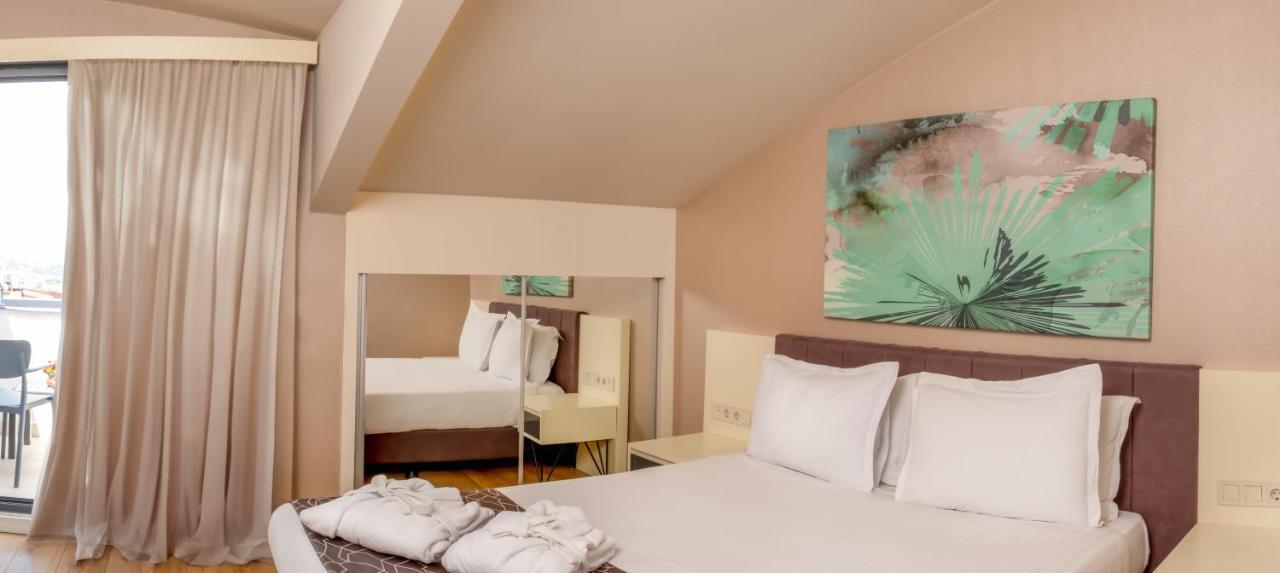 Elm Aparthotel