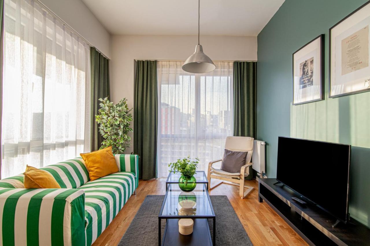 Modern Flat In Istanbul, 10 Min To Airport Metro * Istambul