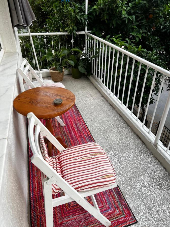 Very Close To Bosphorus, Beautiful 2 1 Salon Flat, Excellent Location