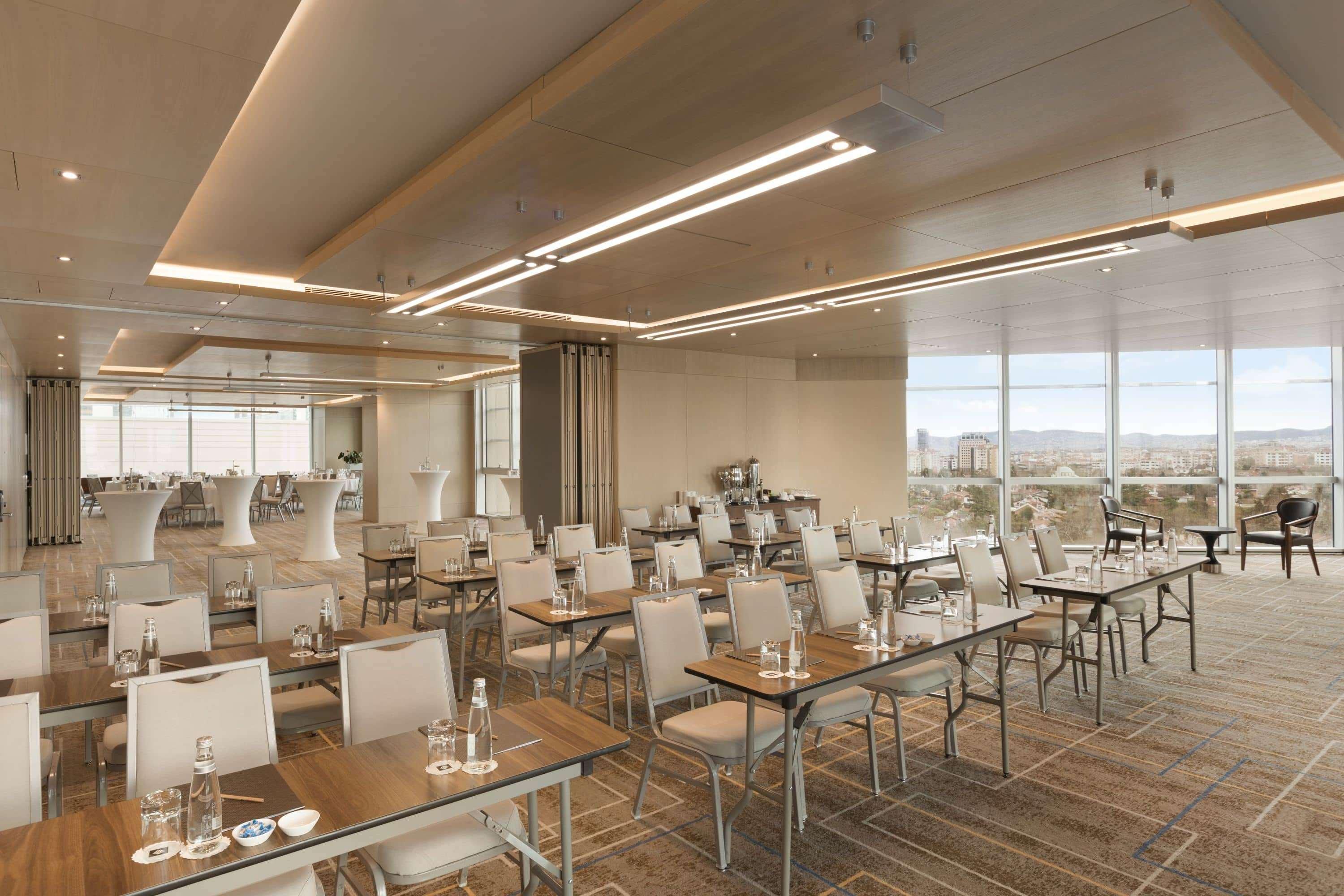Wyndham Grand Levent & Conference Center Otel 5*