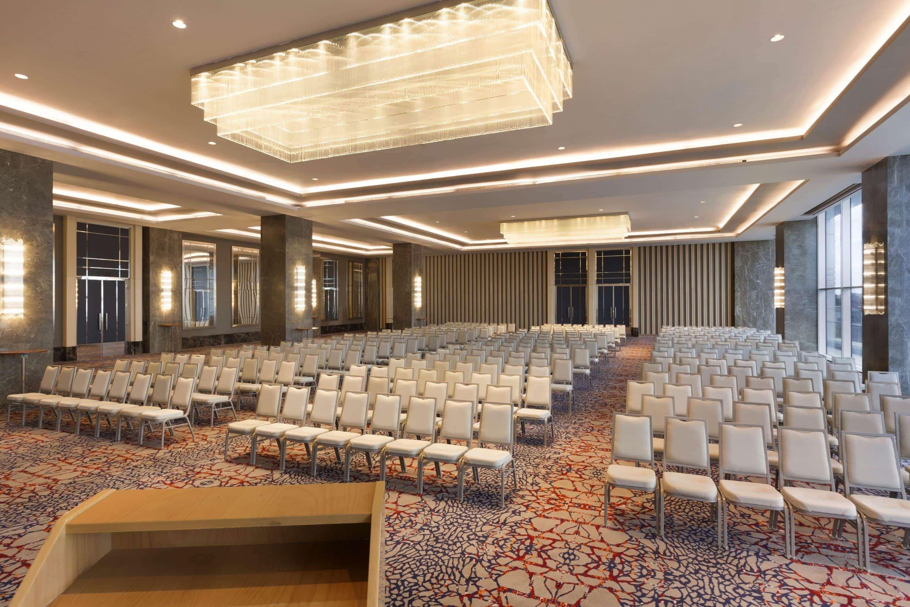 Wyndham Grand Levent & Conference Center 5*