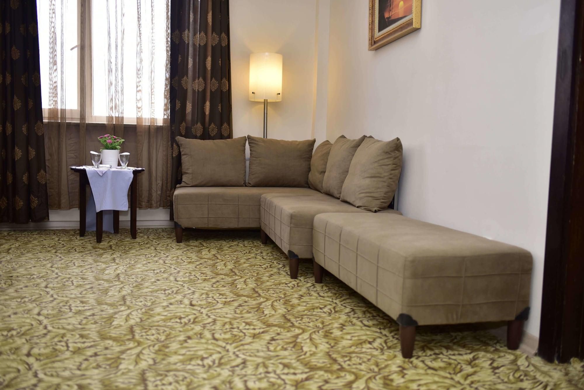 Topkapi Hotel