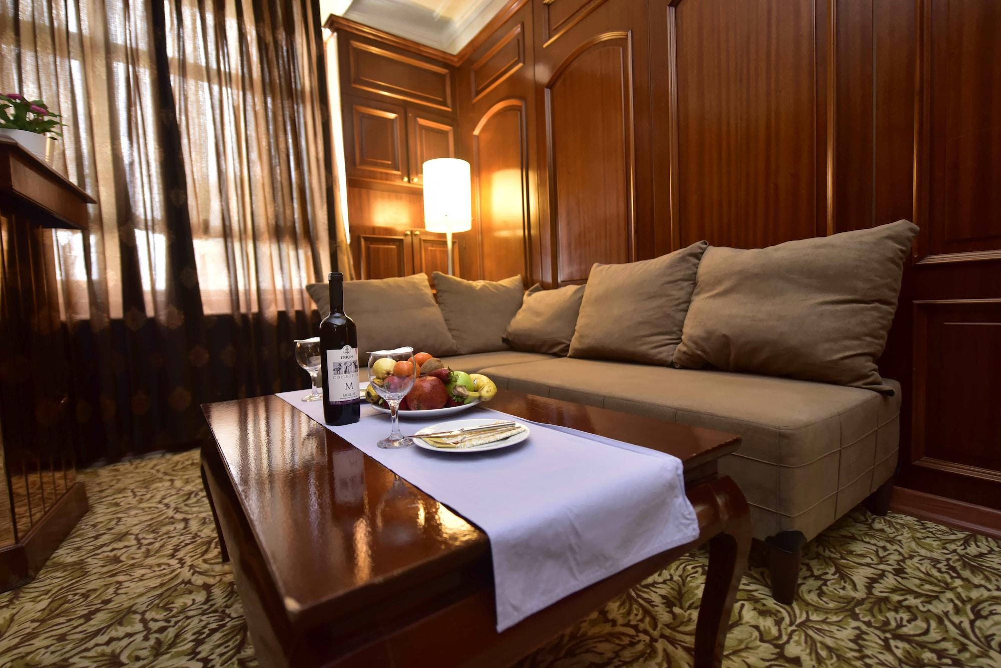 Hotel Topkapi 3*