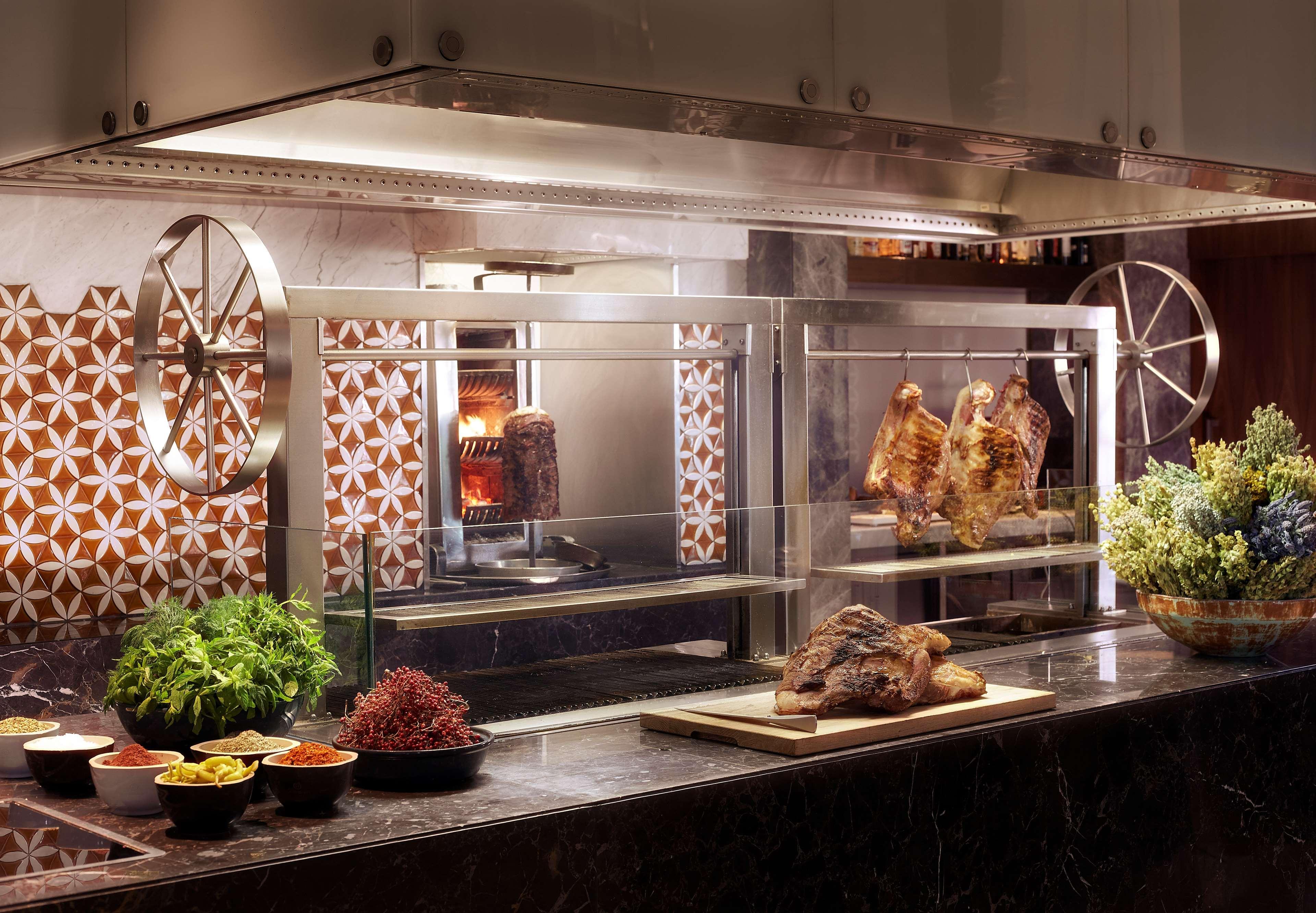 Hyatt Regency Atakoy 5*