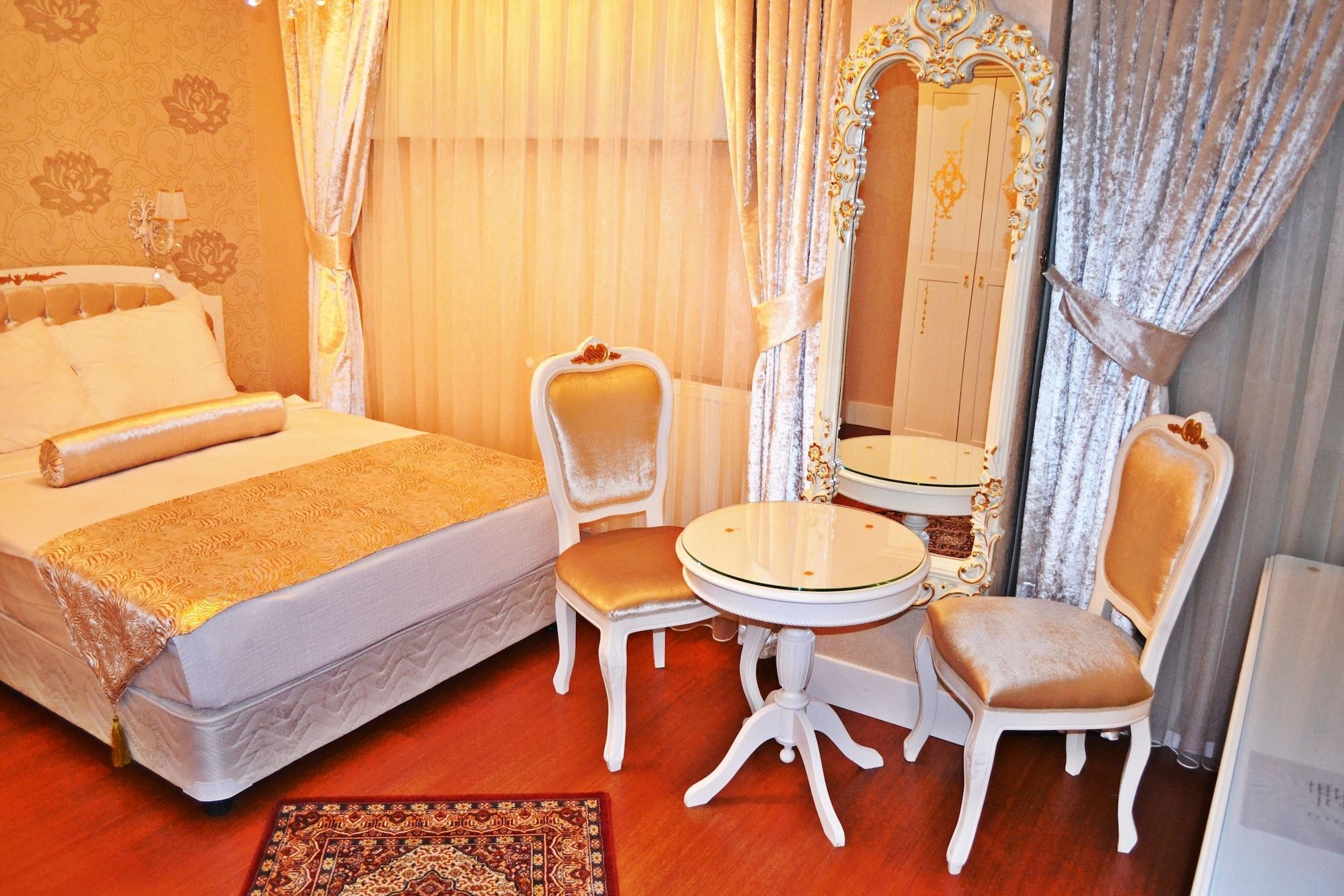 Alyon Taksim Hotel 3*