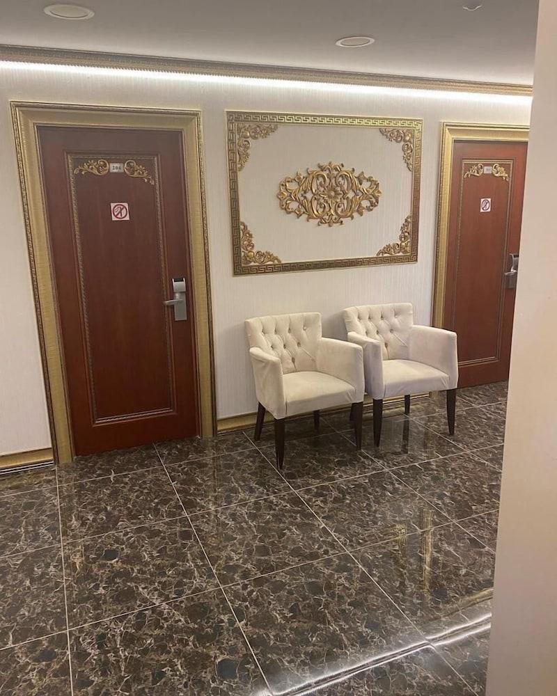 Grand Merin Airport Otel 3*