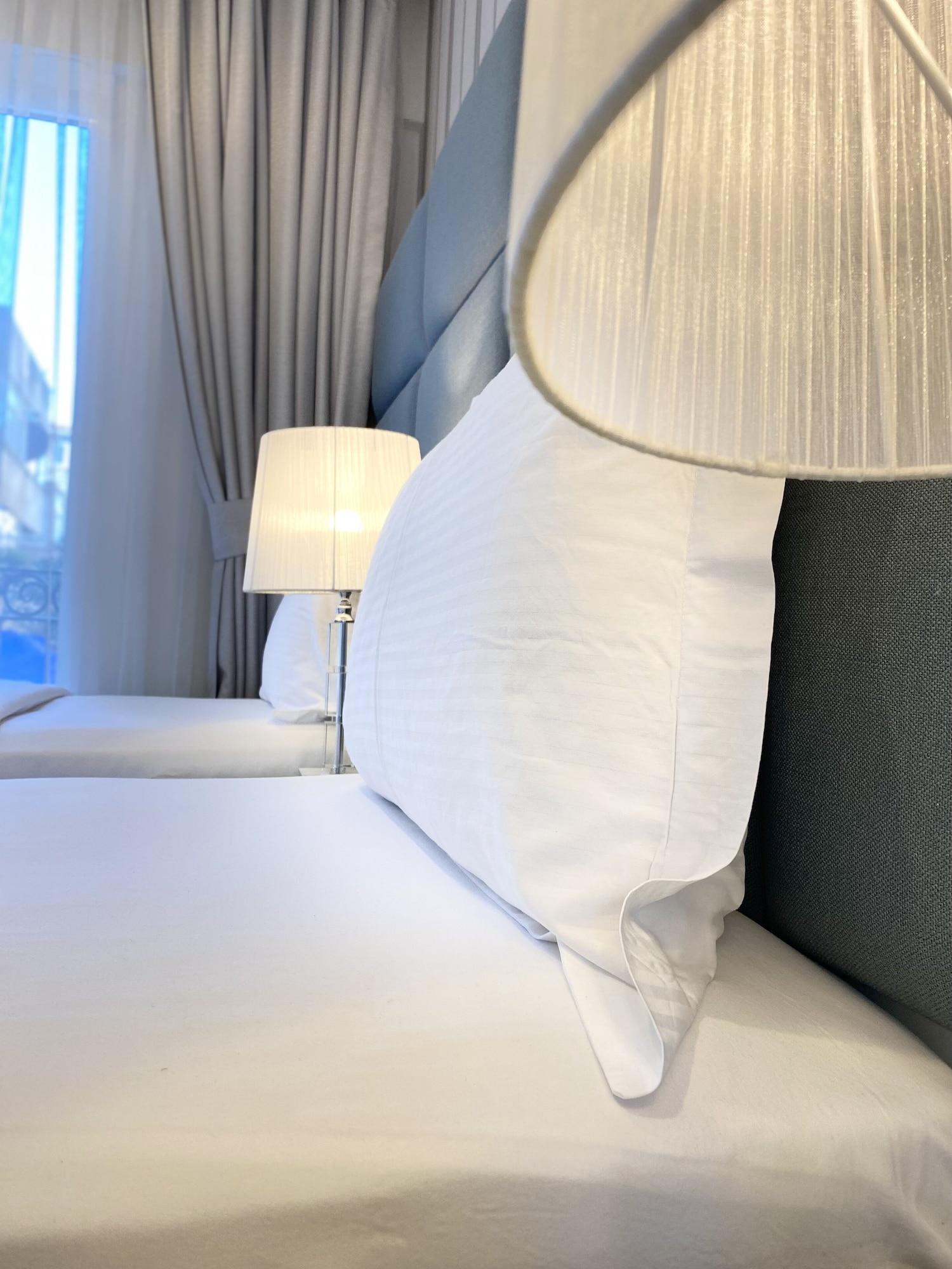 Otel (adults Only)