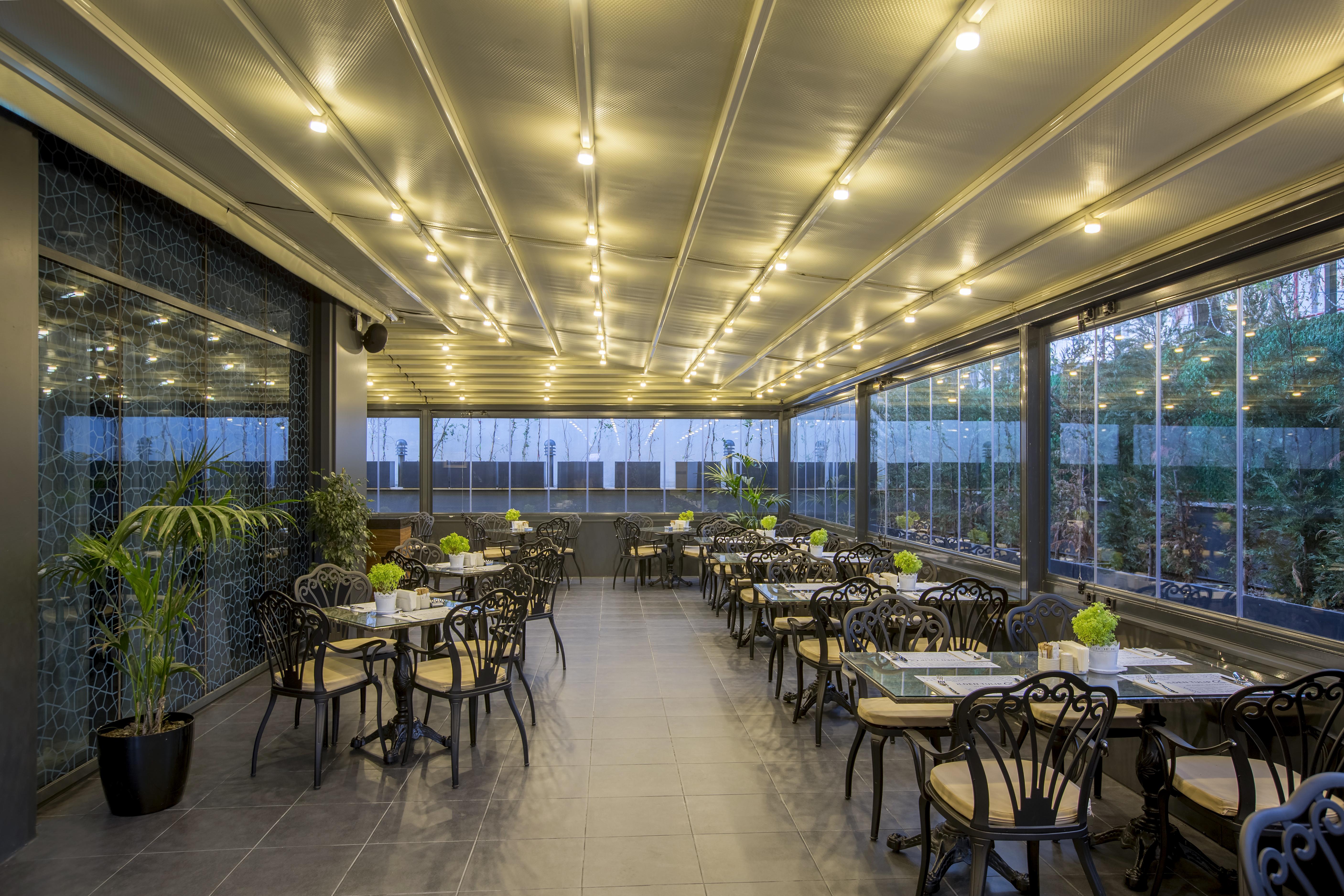Golden Tulip Bayrampasa 5*