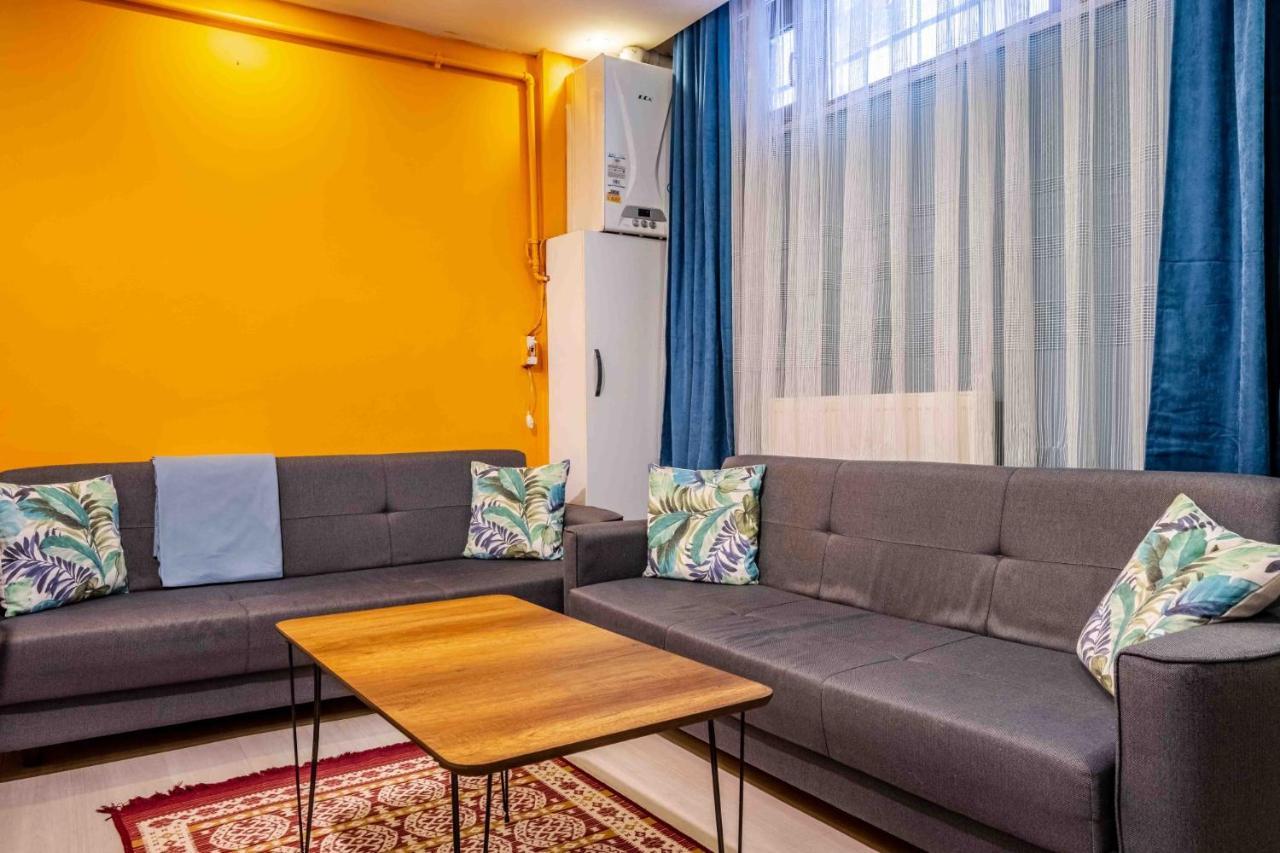 Colorful And Flat In Bakirkoy Next To Malls Apartment Istanbul