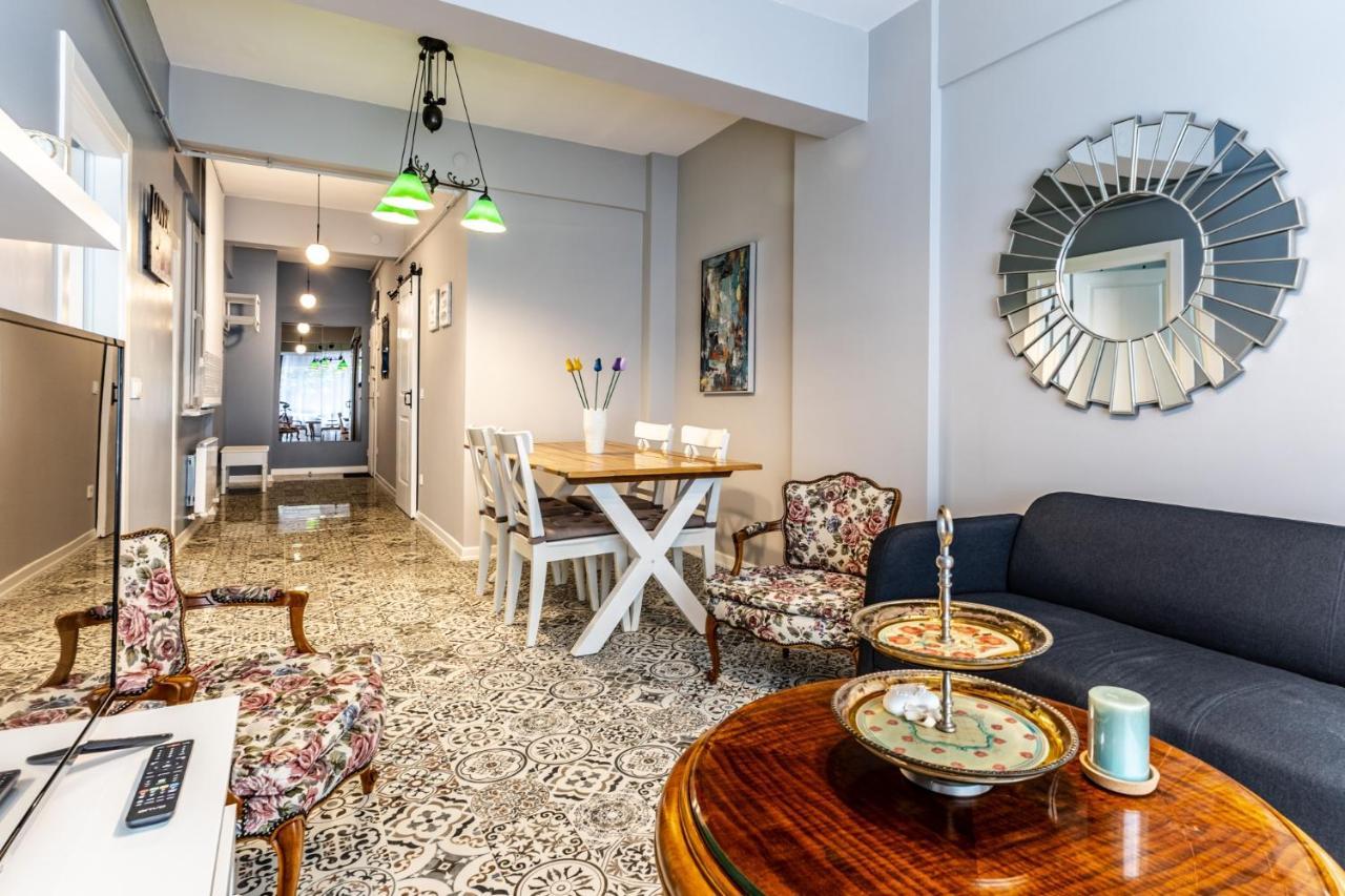Peaceful Flat W Garden View Balcony In Kadikoy