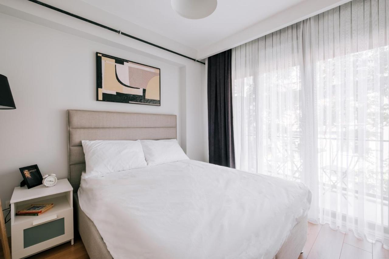 Chic Flat W Balcony 5 Min To Moda Coast In Kadikoy Apartment *