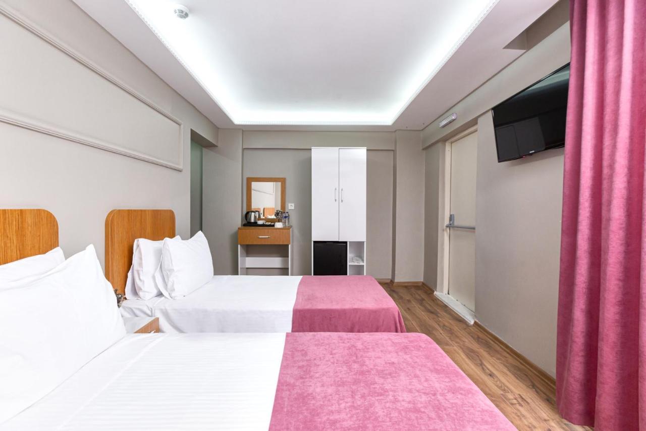 Ria Boutique Hotel 4*