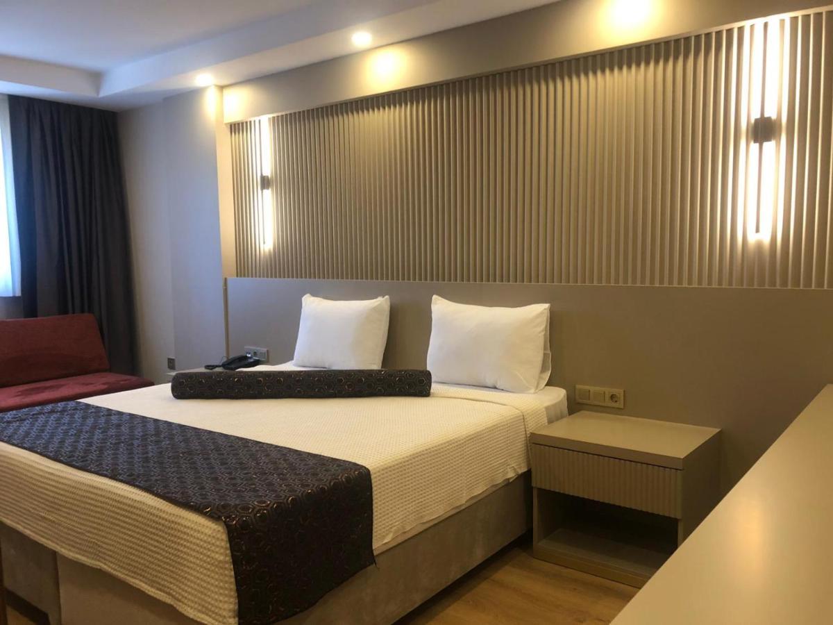 Grand Iska Palace Hotel *