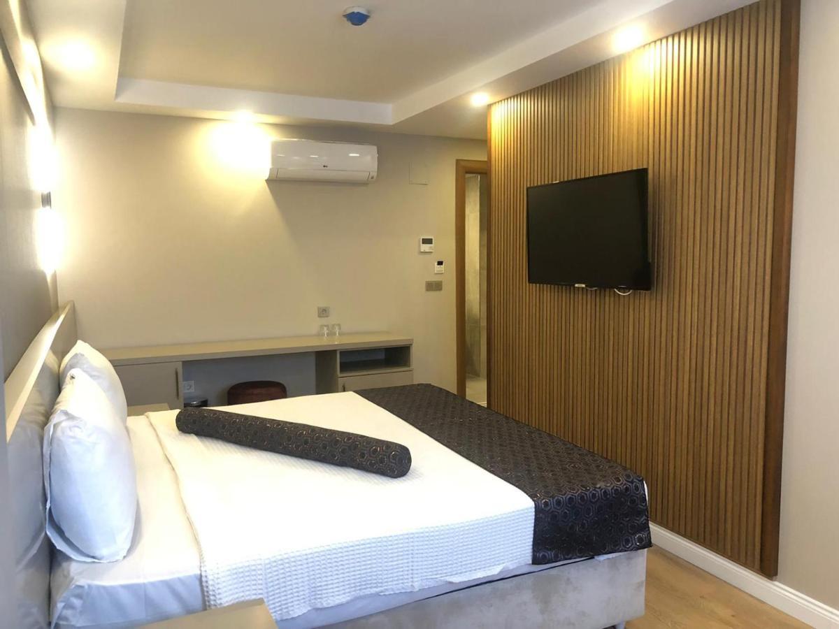 Grand Iska Palace Hotel
