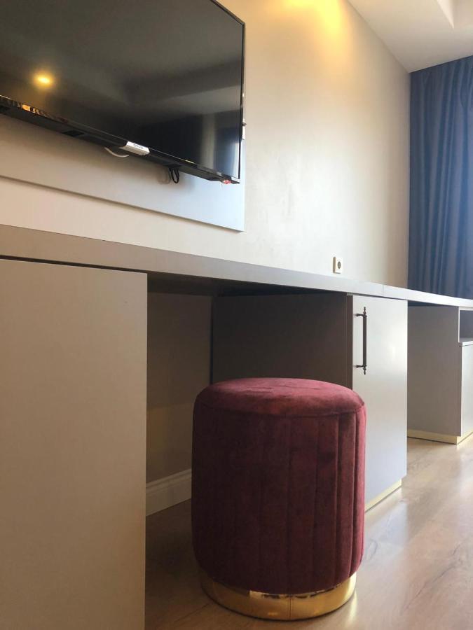 Grand Iska Palace Hotel