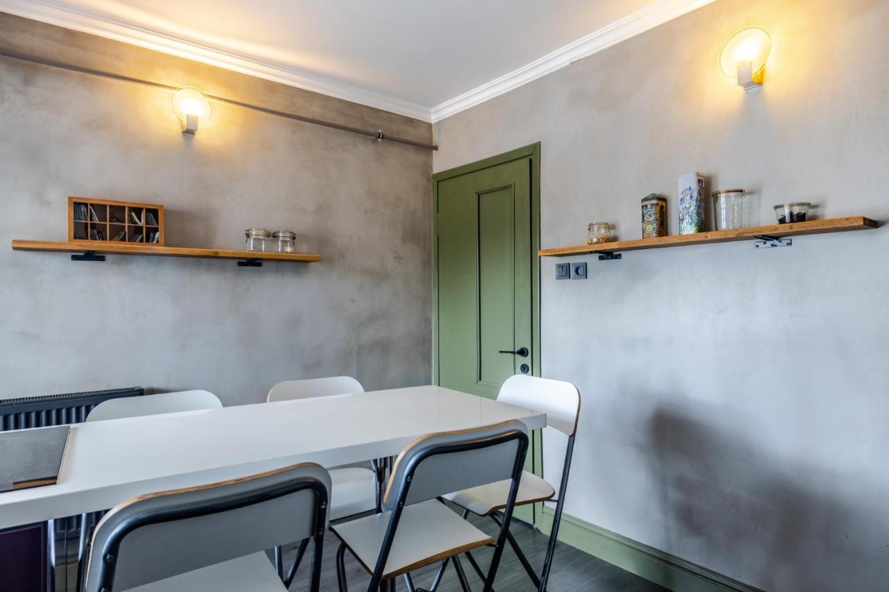 Apartment Chic Flat W Balcony Bbq 10 Min To Emaar In Uskudar *