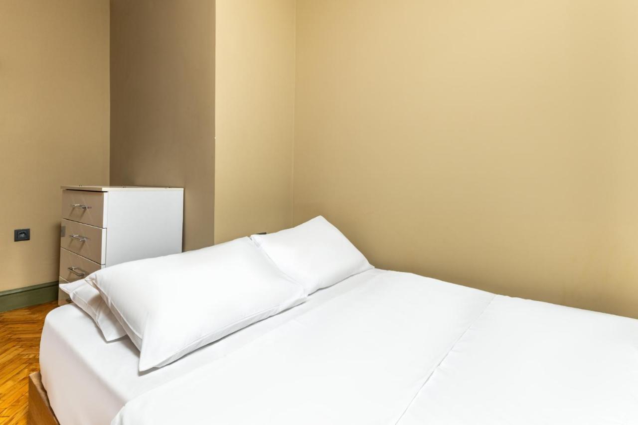 Apartment Chic Flat W Balcony Bbq 10 Min To Emaar In Uskudar Istanbul