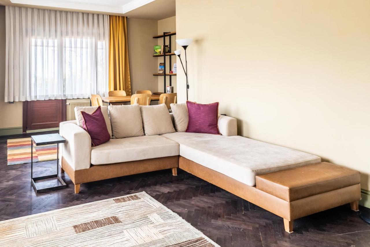 Chic Flat W Balcony Bbq 10 Min To Emaar In Uskudar Istanbul
