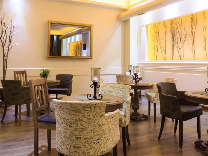 Elegance Hotel 3*