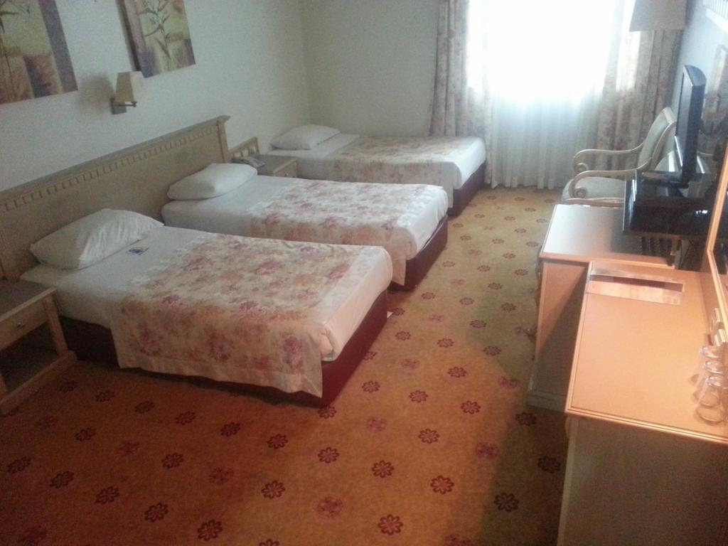 Hotel Grand Medya