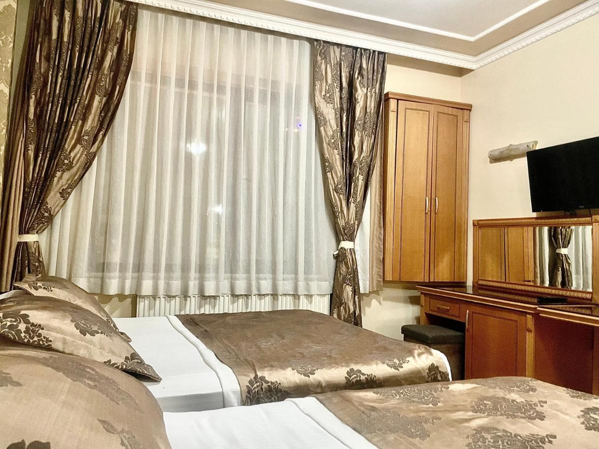 Hotel Taksim Grand Papirus 3*