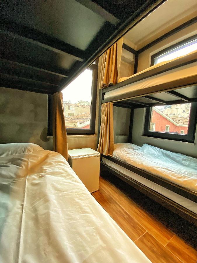 Nomad Karakoey * Istanbul