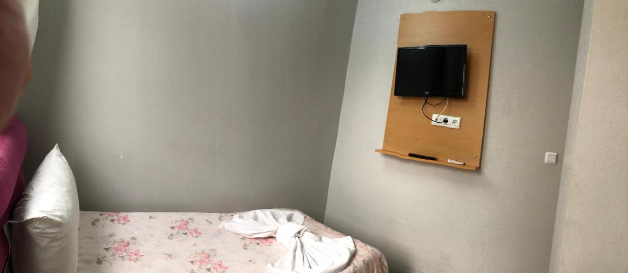 Oezsefa Hostel *
