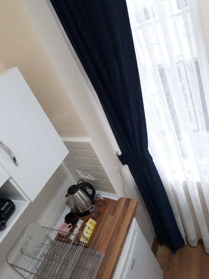 Sunnyaparttaksim *