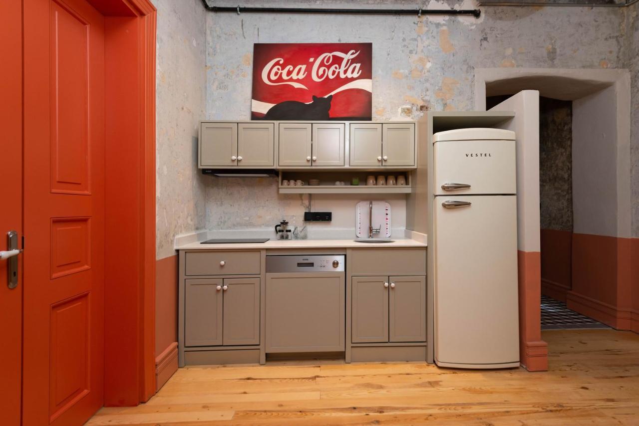Penelope's Loft: Just Renovated 5br In City Centre *