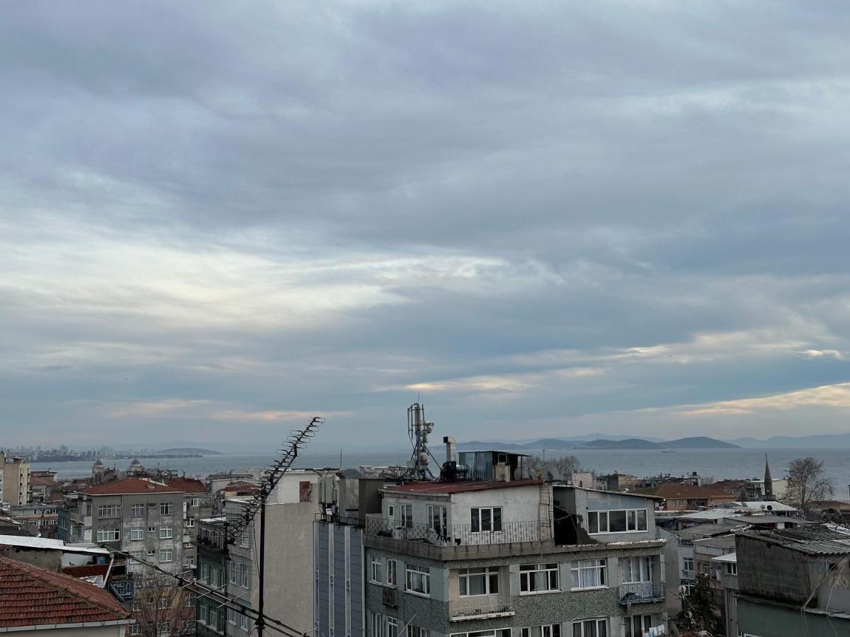 Fatih Merkezi Lokasyon Guzel Teras Manzarasi Apartamento