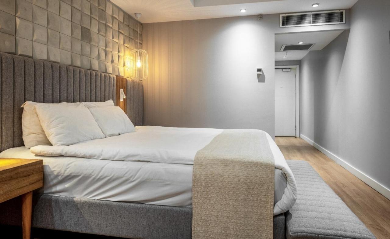 Sundance 5*
