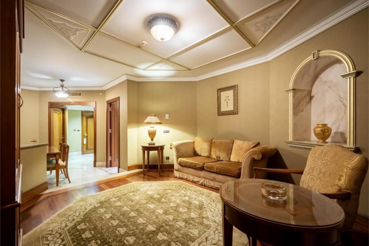 The Palace Taksim 4*