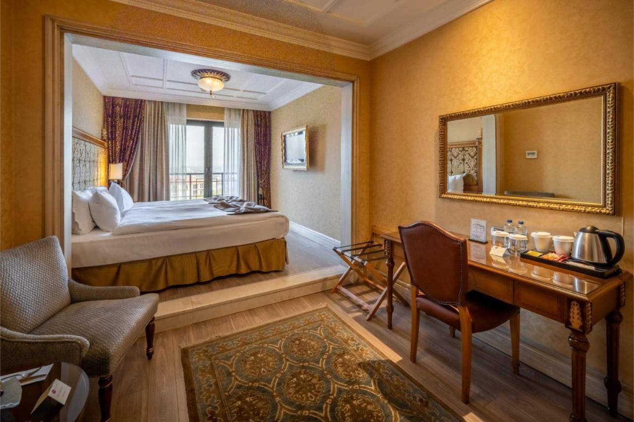 Hotel The Palace Taksim 4*